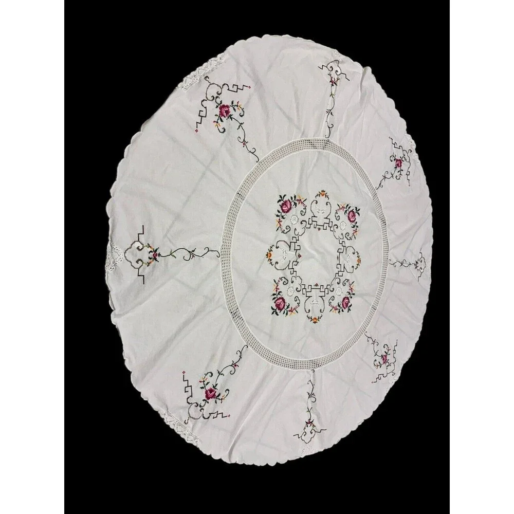 Vtg Linen Round Tablecloth White Embroidered Pink Flowers Cottage 61” Cottage